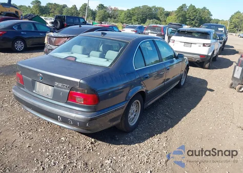 2000 BMW 528Ia z USA, uszkodzony, nr VIN WBADM6345YGU21445